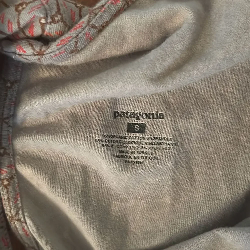 Patagonia gray pink